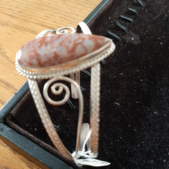 Ladies Jewellery - Picture 5 of 8